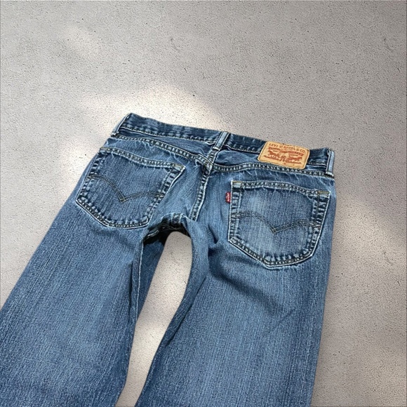 Levi's Mid Rise Straight Boot Jeans - Picture 3 of 6